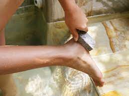 How To Remove Dead Skin From Feet 7 Methods To Try