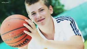 Luka doncic is unquestionably one of the biggest stars on the dallas mavericks. Luka Doncic S Mom Mirjam Poterbin Talks Motherhood Nba Star Son Wfaa Com