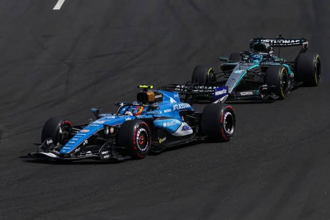 Carlos Sainz is gaining 'one of the worst' reputations among his rival F1  drivers in one area