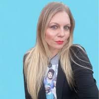 Carmin Awadzi's Instagram, Twitter & Facebook