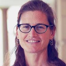 Terry Bennett Receives 2017 Leonard Sandridge Staff Award