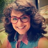 Vicki Dove's Instagram, Twitter & Facebook