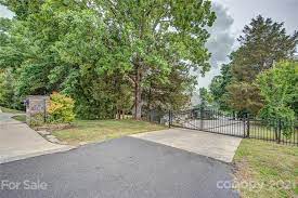 Founded in 2002 by top real estate professionals, foreclosurerepos.com's mission is to provide the best data available for rock hill south carolina and the whole u.s. Rock Hill Sc Foreclosures Foreclosed Homes Short Sales