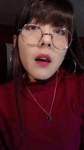 Psicología y Reflexión con Kari: Influencers en Debate