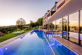 Infinity Pool Wellnesshotel Huttenhof Bayersicher Wald Wellnessurlaub