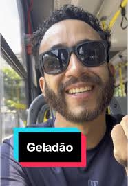 Respondendo a @Thiago Reis Reagindo a Músicas Paraenses “Amo Você”