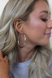 Cherries and Daisy's Tin Candle