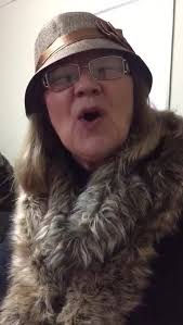 Sabias que eres especial. especial! Sabias que tienes un lugar alla en el  cielo!!. No hay nadie como tu, tan especial. Con tus defectos (chiquititos)  y cualidades (grandototes) COMO TU NO LO