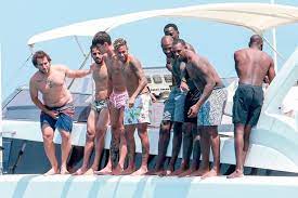 We did not find results for: Neymar Soaks Up The Saint Tropez Sun On Yacht As He Prepares For Debut Season With Psg