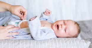 Die Nabelpflege Bei Neugeborenen Worauf Muss Man Achten Baby At