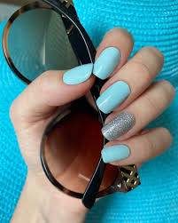 Shop the lowest price on fort worth it by color street. Color Street On Twitter Weekend Nail Crush The Pale Icy Creme Blue Hue Of Chilladelphia What S On Your Nails Today Shades Shown Chilladelphia And Forth Worth It 365sparkle Https T Co Dccnjssjor