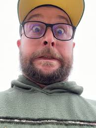 Class of '58 When I turned 70, my wife put together this little brief  history. I was born in a log cabin in Trent (unincorporated area S of  Eugene & Springfield). In