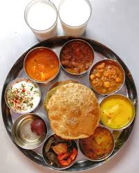 Finally Tried The Pancham Thali At The Famous And Legendary Pancham Puriwala All Thanks To Swiggyindia And The Thehungrymumbaika Mumbai Food Food Veg Thali