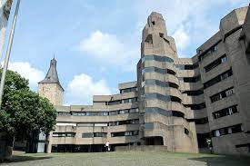 His reputation is based on creating highly sculptural buildings made of concrete, steel, and glass. Technisches Rathaus In Bensberg Objektansicht