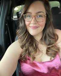 Jessica Neely's Instagram, Twitter & Facebook