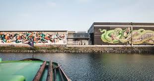 Guardians of time by manfred kielnhofer mystique contemporary art sculpture guardians of time by the austrian manfred kielnhofer observing and pretending the world. All Eyes On Linz Mural Walk Durch Die Charmante Oberosterreichische Hafenstadt