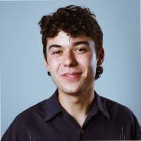 Noah Ginsberg's Instagram, Twitter & Facebook