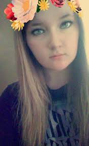 veronica lowry (@lowry_veronica)