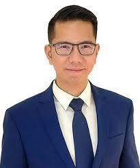 Michael Mui's Instagram, Twitter & Facebook