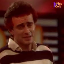 Che idea! Ma quale idea? Non vedi che lei non ci sta?"