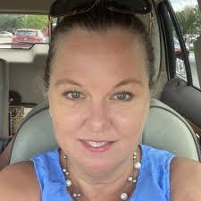 Pamela Trapp's Instagram, Twitter & Facebook