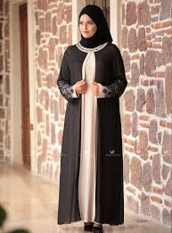 Kolu Dantelli Elbise Siyah Beyaz Amine Huma Elbise Moda Stilleri Mankenler