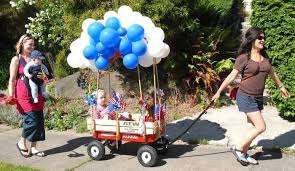 Have kids dress in traditional clothing from countries all over the world and add christmas trees and. Such A Cool Wagon For Parade Inspirations Pinterest Kids Parade Floats Bike Parade Parade Float