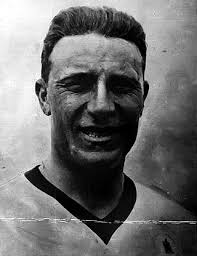 Progressione del record italiano del salto triplo maschile