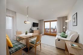 Herzlich willkommen in der residence***untermösslhof im wunderschönen südtirol. Appartements Wieser Wanderurlaub In Schenna Bei Meran Sudtirol