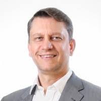 Robert Carcano's Instagram, Twitter & Facebook