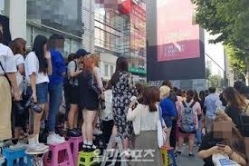 10 Prilaku Sasaeng Fans K Pop Tulis Surat Dari Darah Menstruasi Hingga Racuni Sang Idola Semua Halaman Grid Id