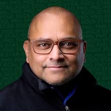 On Monday I officially started my new position as an Associate Account  Executive @ Amazon Web Services (AWS) in Seattle, WA (HQ1) #day1.