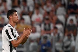 Полное имя — криштиану роналду душ сантош авейру (cristiano ronaldo dos santos aveiro). Cristiano Ronaldo Offered To Manchester City Al Bawaba