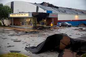 The resulting conditions can be described as a tropical storm over land. Iowa Weather More Than 400 000 Still Without Power After Derecho