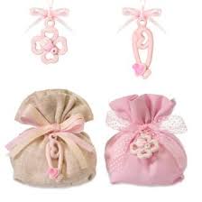 Bomboniere matrimonio, biglietti nascita, partecipazioni e bomboniere battesimo, prima comunione, cresima, laurea, nozze d'argento e nozze d'oro, biglietti compleanno e guida completa sulle bomboniere battesimo. Page 2 Bomboniere Battesimo Bomboniere Nascita