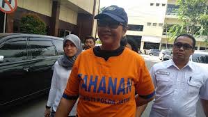 Model anak pake baju polisi untuk editing ~ baju polisi anak perempuan hij… model pakai pakaian dan atribut tni puluhan warga terjaring razia polisi militer : Pakai Baju Tahanan Tri Susanti Tampak Santai Saat Digelandang Polisi Bagian 1
