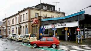 Diese alten handwagen für gepäck o.ä. Kommt Der Grune Bahnhof Baden Online Nachrichten Der Ortenau Offenburger Tageblatt