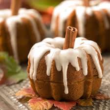 Pumpkin Patch Party Cakes Pumpkin Bundt Cake Pumpkin Patch Cake Pumpkin Cake