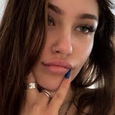 Briana Avalos's Instagram, Twitter & Facebook