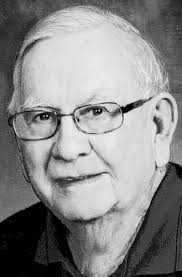 Glenn Custer's Instagram, Twitter & Facebook