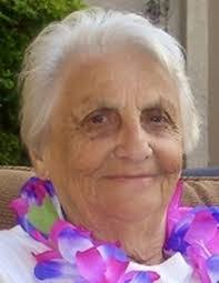 Loretta Nowak's Instagram, Twitter & Facebook