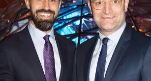 Hat Gesundheitsminister Jens Spahn Ehekrach wegen der Burda-Klage?