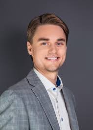 Eric Mabry's Instagram, Twitter & Facebook