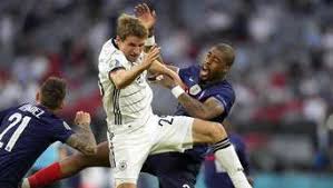 Juni, live aus berlin, wo sich fans versammeln, um das spiel der euro 2020 zwischen frankreich und deutschland zu sehen. Qfsdn14xk56ram