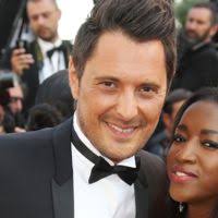Proposer à toutes les femmes une mise en beauté globale, de la coiffure au maquillage en passant par les soins. Hapsatou Sy Et Vincent Cerutti Parents Pour La Deuxieme Fois D Un Petit Isaac Gala