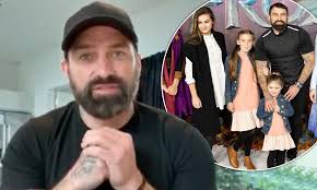 Ant's personal life… ant has a wife, emilie, and together. Ant Middleton Forced His Daughter Priseis Three Into Cold Waters To Teach Her Mental Resilience Daily Mail Online