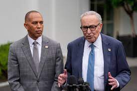 Democrats embrace shutdown strategy they once opposed: ANALYSIS - ABC News