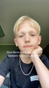 Summer Hope's Instagram, Twitter & Facebook