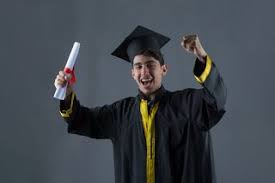 صور عبايات تخرج 2019 اجمل ارواب حفل التخرج graduation gown fashion gowns