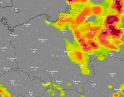 Burze nad polską radar sprawdzą się szczególnie w lato mapa burzowa polski może ostrzec nas przed wyładowaniami atmosferycznymi, a nawet deszczem. Gdzie Jest Burza Imgw Wydaje Ostrzezenie Dla Wschodu Radar Burzowy Na Zywo